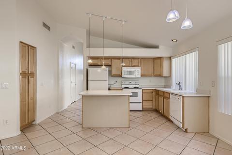 2235 E Robin Ln, Phoenix, AZ 85024 photo 10