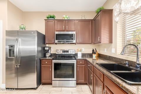1312 E Cassia Ln, Gilbert, AZ 85298 photo 9