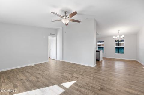 18042 N 3rd St, Phoenix, AZ 85022 photo 4
