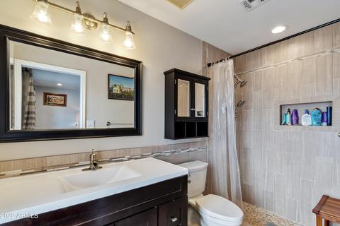 2607 E Becker Ln, Phoenix, AZ 85028 photo 12