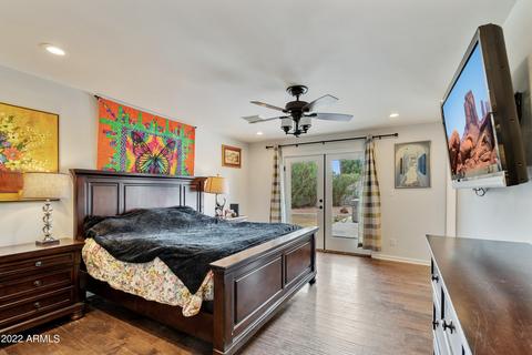 2607 E Becker Ln, Phoenix, AZ 85028 photo 10