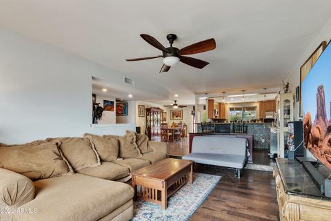 2607 E Becker Ln, Phoenix, AZ 85028 photo 2
