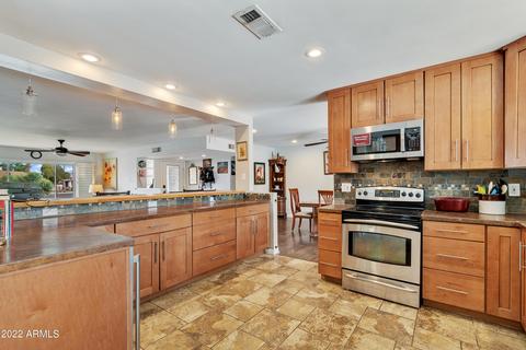 2607 E Becker Ln, Phoenix, AZ 85028 photo 8
