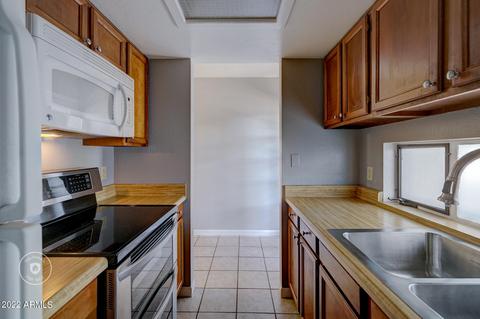 1449 E Highland Ave #23, Phoenix, AZ 85014 photo 10