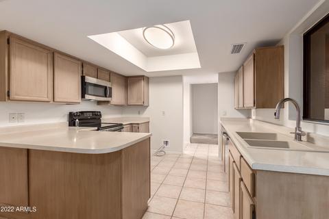 2329 Evans Dr, Phoenix, AZ 85022 photo 1