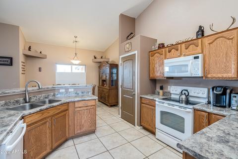 10180 E Windtalker Rd, Hereford, AZ 85615 photo 24