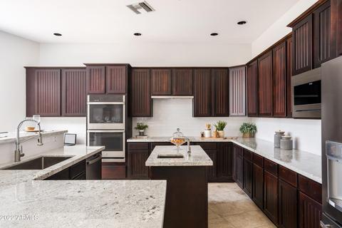 7130 E Saddleback St #10, Mesa, AZ 85207 photo 6