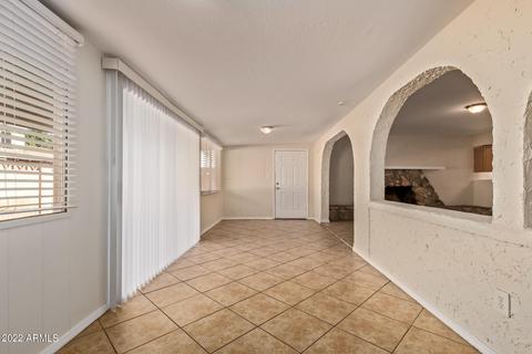 8016 W Earll Dr, Phoenix, AZ 85033 photo 15