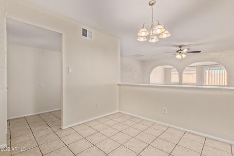 8016 W Earll Dr, Phoenix, AZ 85033 photo 6