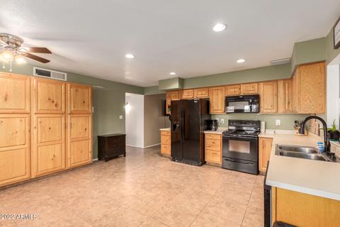 3762 W Crocus Dr, Phoenix, AZ 85053 photo 8