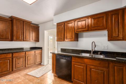 2047 W Windrose Dr, Phoenix, AZ 85029 photo 14