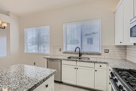 938 N Wade Dr, Gilbert, AZ 85234 photo 14