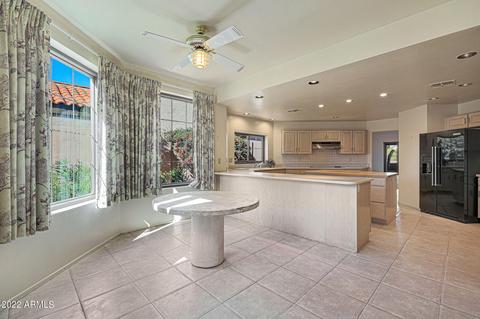 4048 E Paradise Dr, Phoenix, AZ 85028 photo 11