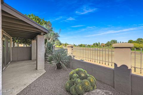 4048 E Paradise Dr, Phoenix, AZ 85028 photo 2