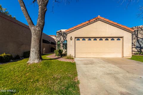 4022 E Paradise Dr, Phoenix, AZ 85028 photo 2