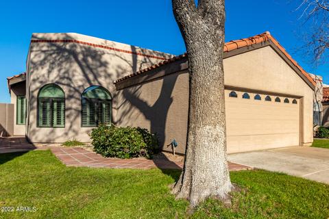 4022 E Paradise Dr, Phoenix, AZ 85028 photo 1