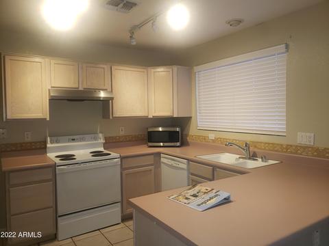 3343 E Hononegh Dr, Phoenix, AZ 85050 photo 3
