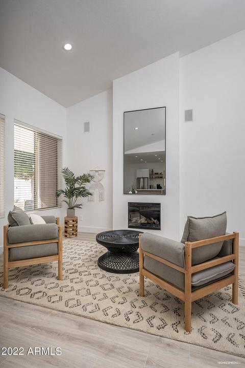 4707 E Robin Ln, Phoenix, AZ 85050 photo 6