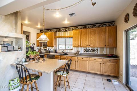 2320 E Behrend Dr, Phoenix, AZ 85024 photo 9