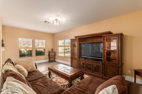 2771 E Crescent Way, Gilbert, AZ 85298 photo 4