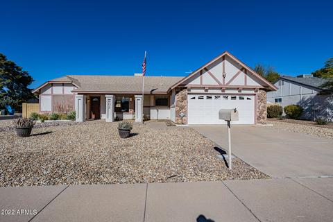 402 E Rosemonte Dr, Phoenix, AZ 85024 photo 1