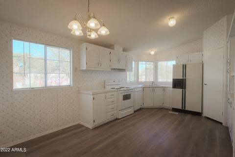 1670 E Cody St, Apache Junction, AZ 85119 photo 9