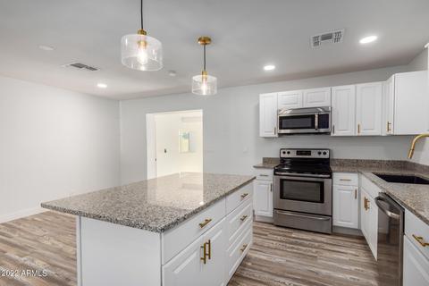 4037 E Taylor St, Phoenix, AZ 85008 photo 1