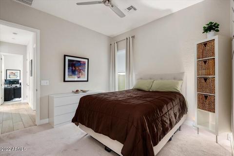 3040 E Robin Ln, Phoenix, AZ 85050 photo 22