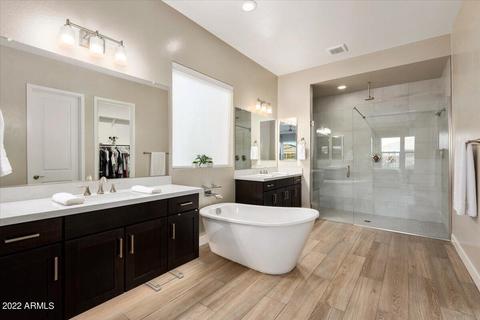3040 E Robin Ln, Phoenix, AZ 85050 photo 18