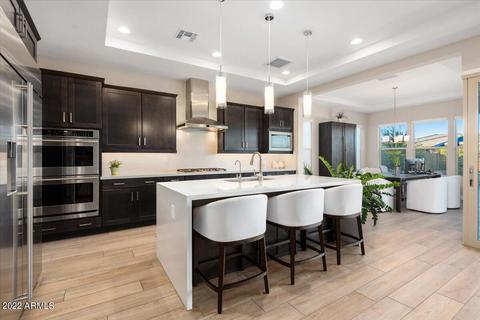 3040 E Robin Ln, Phoenix, AZ 85050 photo 12