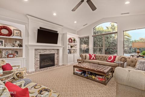 4155 N 49th Way, Phoenix, AZ 85018 photo 2