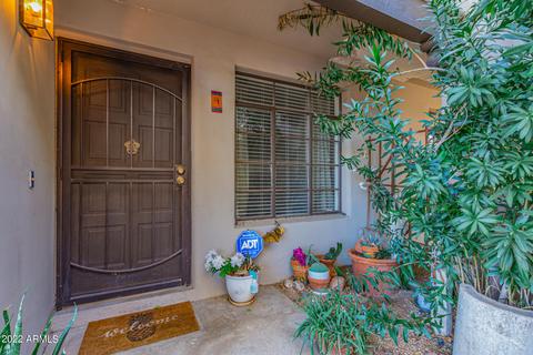 1449 E Highland Ave #9, Phoenix, AZ 85014 photo 2