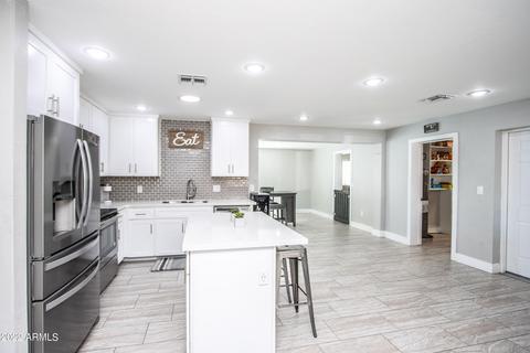 1049 E Dolphin Ave, Mesa, AZ 85204 photo 4