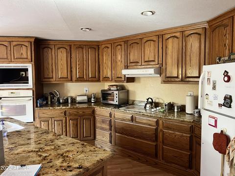 207 E Julie Dr, Tempe, AZ 85283 photo 38