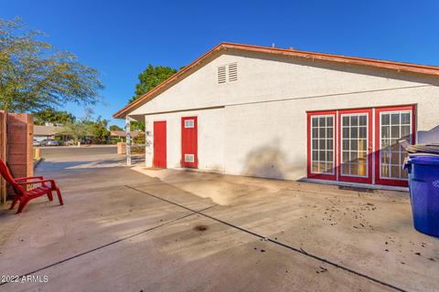 207 E Julie Dr, Tempe, AZ 85283 photo 5