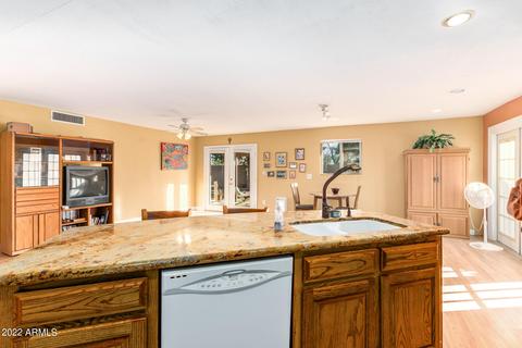 207 E Julie Dr, Tempe, AZ 85283 photo 17