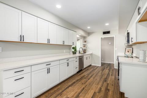 1503 E Rose Ln, Phoenix, AZ 85014 photo 9
