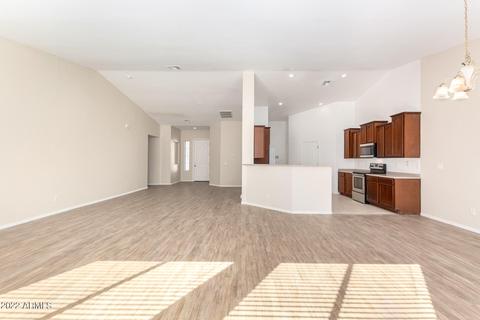 2015 W Carson Rd, Phoenix, AZ 85041 photo 6