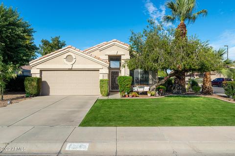 1924 E Palomino Dr, Gilbert, AZ 85296 photo 1