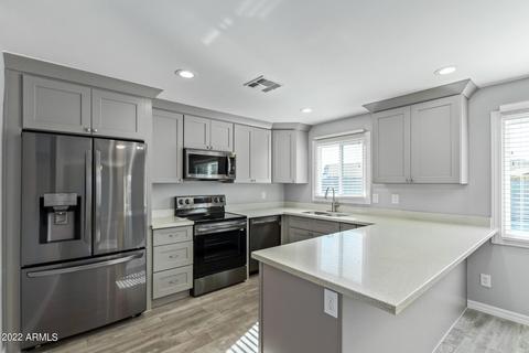 3831 E Hillery Dr, Phoenix, AZ 85032 photo 9