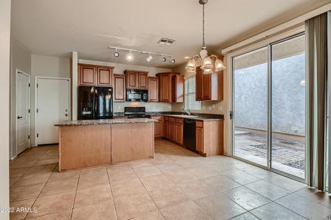 2184 S Heron Ln, Gilbert, AZ 85295 photo 9