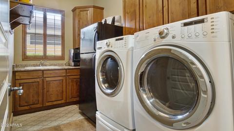 3529 Expedition Way, Phoenix, AZ 85050 photo 24