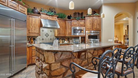 3529 Expedition Way, Phoenix, AZ 85050 photo 2