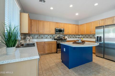 1546 E Nightingale Ln, Gilbert, AZ 85298 photo 10