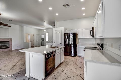 2996 E Michelle Way, Gilbert, AZ 85234 photo 13