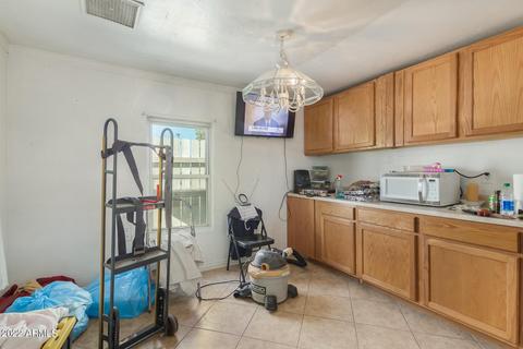 302 E Mohave St, Phoenix, AZ 85004 photo 3