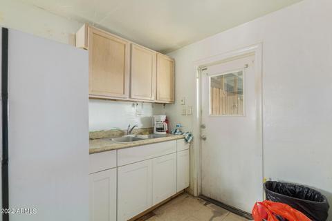 302 E Mohave St, Phoenix, AZ 85004 photo 8