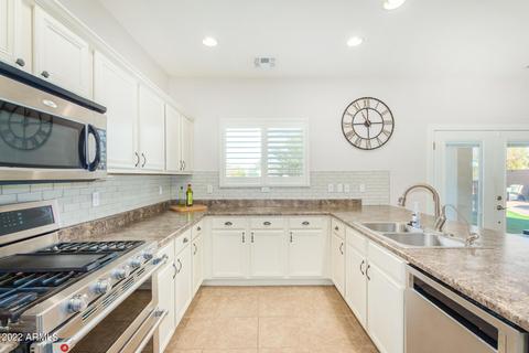 2918 E Crescent Way, Gilbert, AZ 85298 photo 15