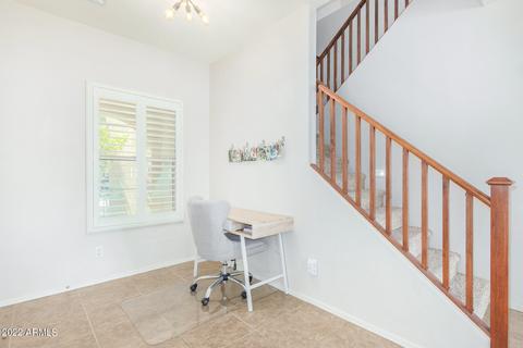 2918 E Crescent Way, Gilbert, AZ 85298 photo 9