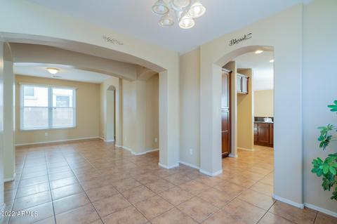 2323 E Grenadine Rd, Phoenix, AZ 85040 photo 5